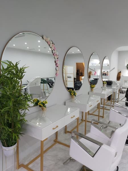 Nia hair & beauty vip