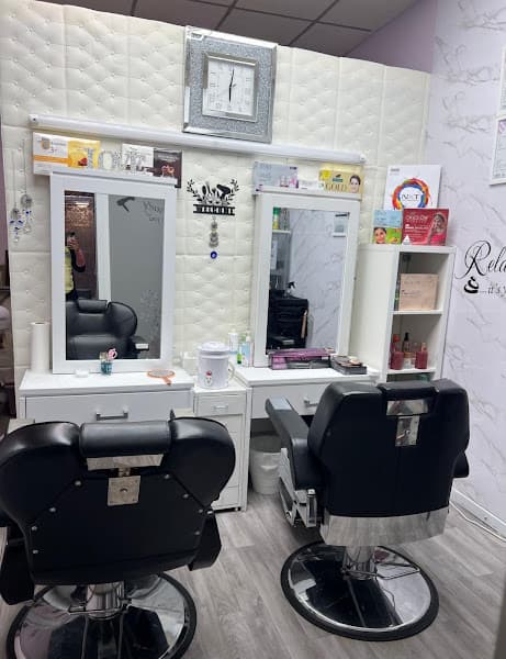 Nav's Hair And Beauty Salon