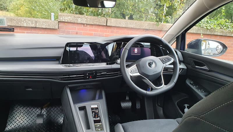 LUXURY Driving School AUTOMATIC Wolverhampton