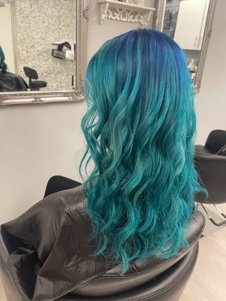 Lolly Ann's Hair & Beauty Salon