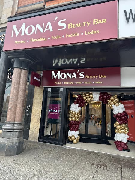 Mona’s Beauty Bar