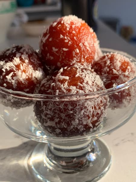 Sonia Sweets 'n' Savouries