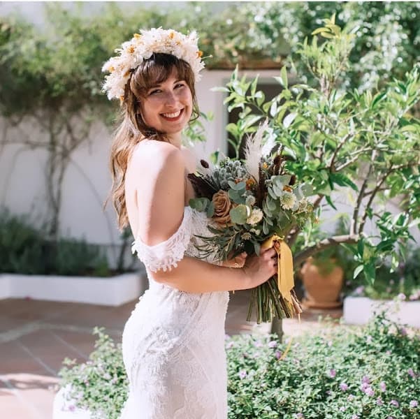 Ami-Lu Artistry BA (Hons) Make-Up Artist & Bespoke Headpieces