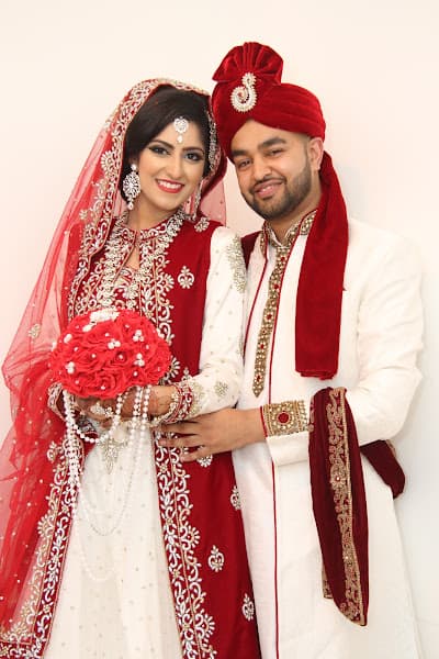 Female Wedding Photographer