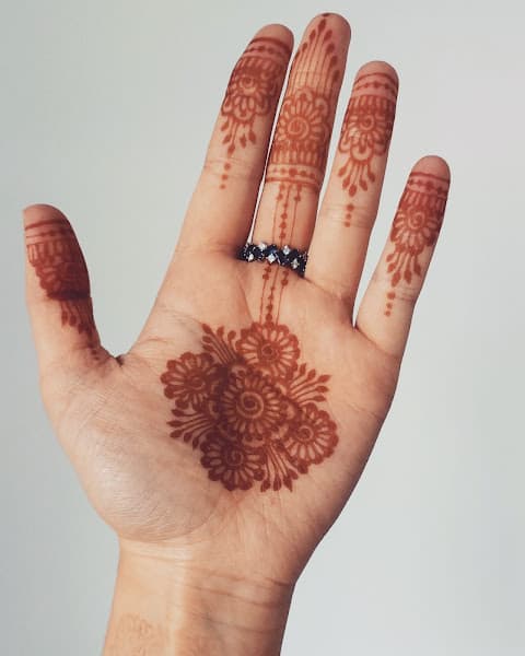 Henna by nisrin