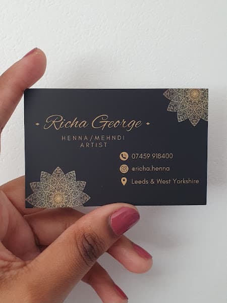 Richa George - Henna Artist