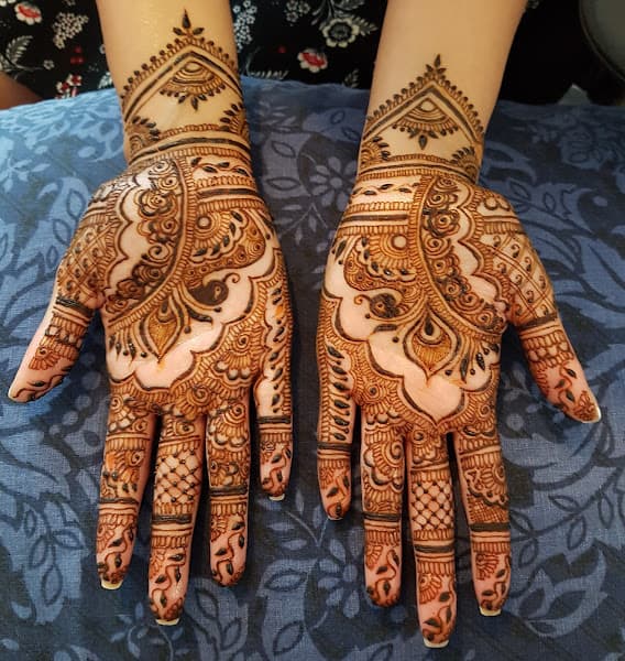 Mehndi by Nazia