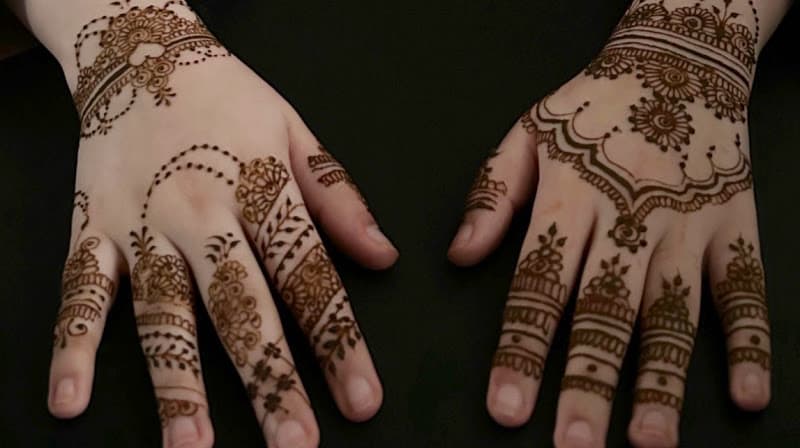 Aneeqa's Mehndi Design - Henna Artist