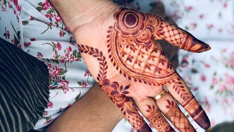 Henna by ZIYA